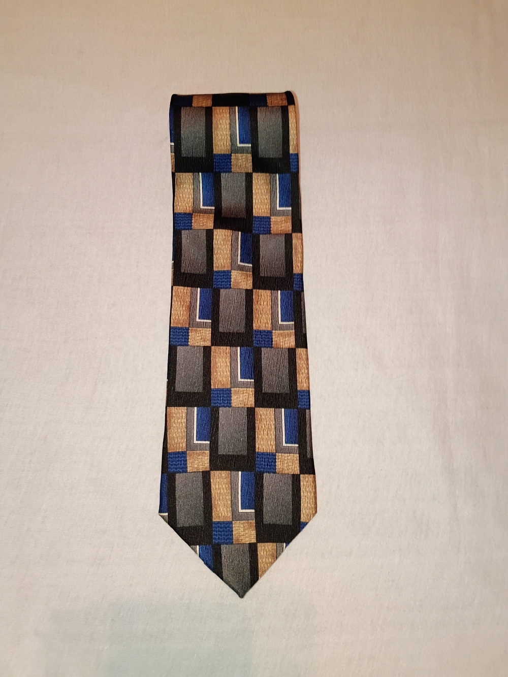 Men's Geometric Pattern Tie in Blue, Tan, Black, Gray